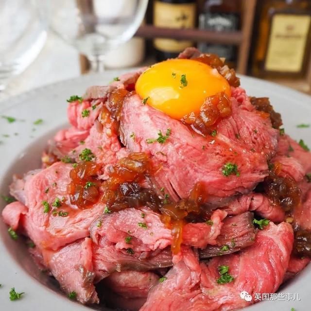  爸爸|霓虹爸爸热爱为家人制作美味菜肴，各种三明治光看着就超诱人