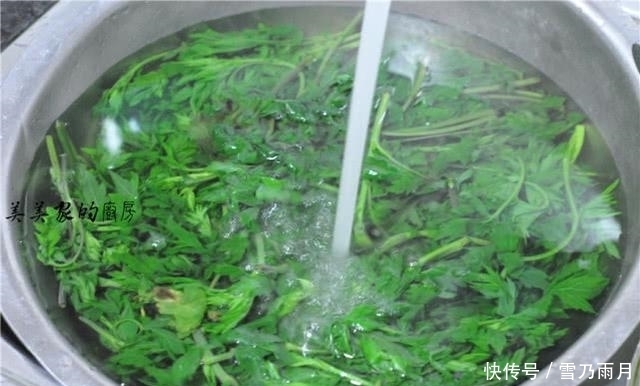 青团|想吃青团不要买啦!教你自己做,香甜软糯不粘牙,比买的还好吃!