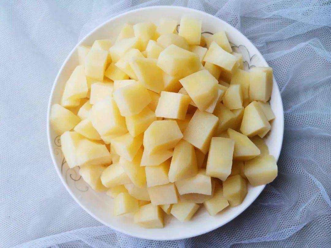 成本|摆摊必备食材它排第一,1块钱的成本,做啥都能香一条街