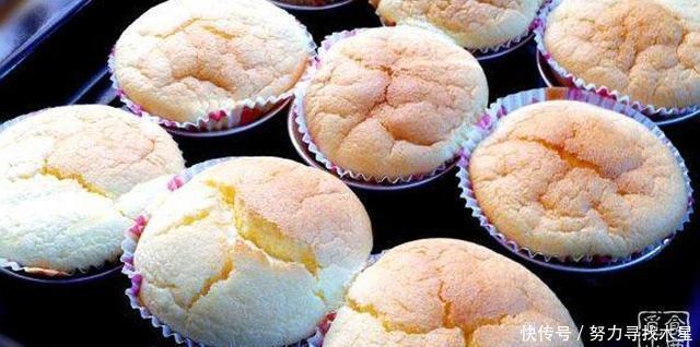 宝宝|入秋后,妈妈做的这款小蛋糕火了,宝宝特别爱吃,完全吃上瘾了