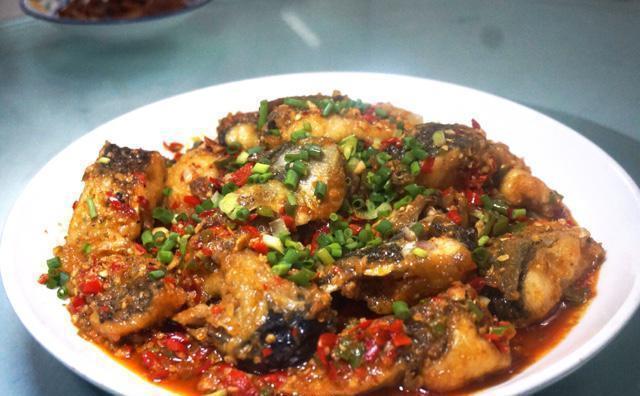 做法|教你一道草鱼最好吃的做法，一看就是硬菜，一看就会已收藏